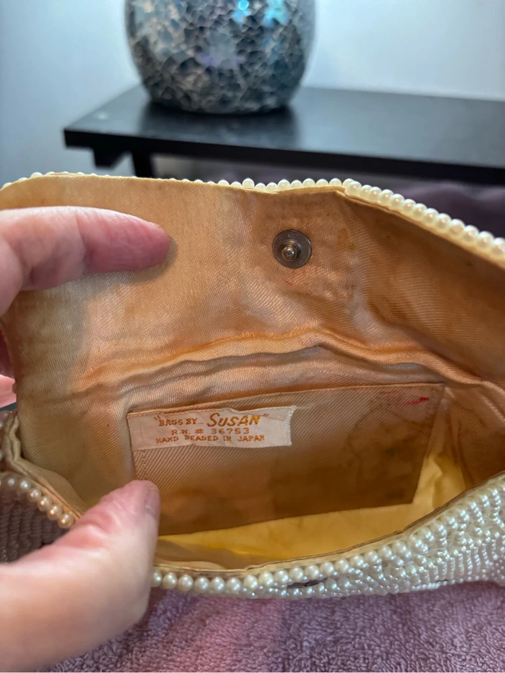 RARE Vintage 1950s Bags by Susan Hand Beaded Pearl Wave Clutch- Made In Japan